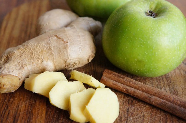 Decocción de manzana con jengibre para fortalecer el organismo